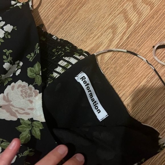 Reformation Emmie Dress in Elizabeth Floral Size 0 - Picture 3 of 7